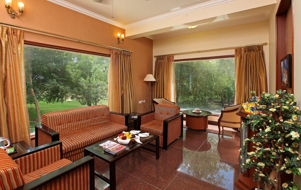 Eagleton - The Golf Resort Bidadi Стая снимка